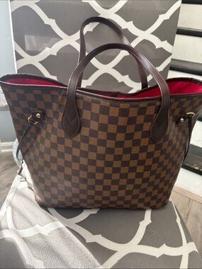 Daisy Rose Checkered tote